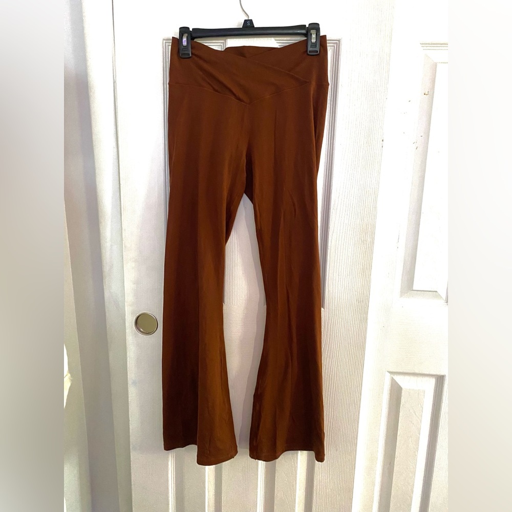 Ultra flirt brown flared stretch leggings